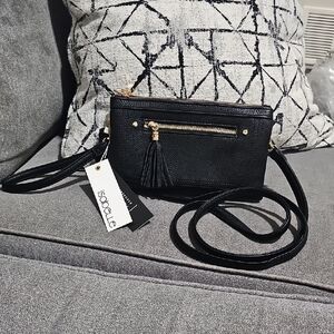 NWT Isabelle Vegan Leather Purse Crossbody Wristlet Wallet Shoulder Bag